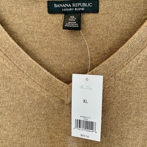 Banana Republic Mens V-neck XL Sweater